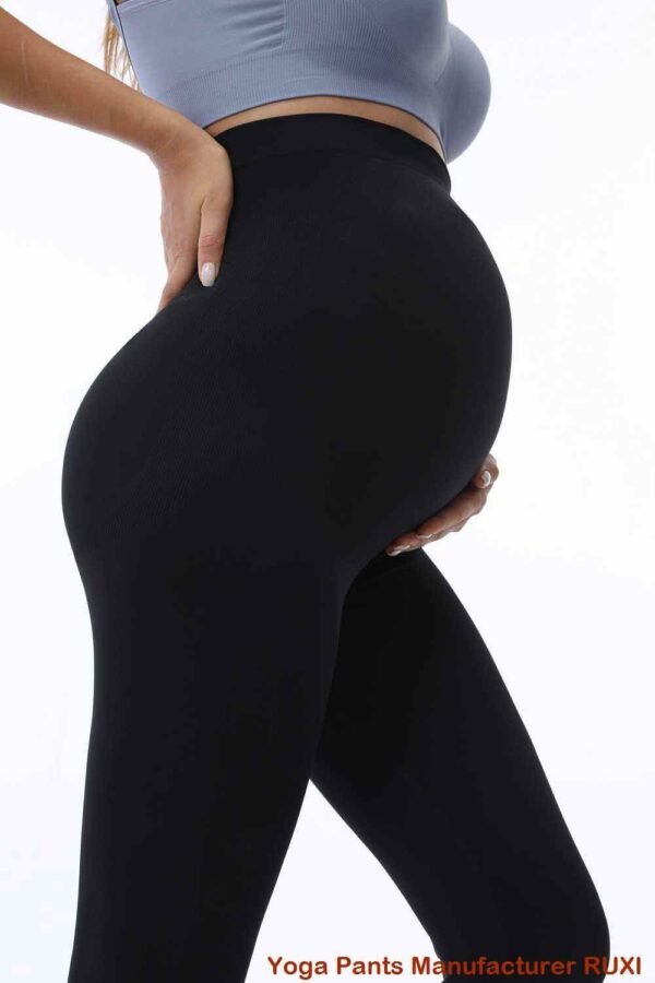 Leggings modeladoras pretas com controle para ajuste fino