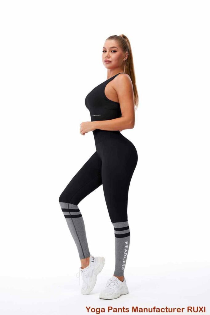 Shorts de ioga com estampa de chita para conforto ativo