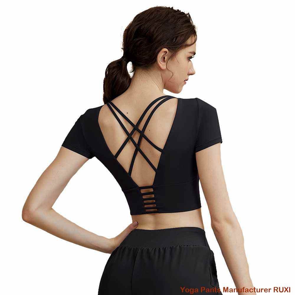 Conjunto de sutiã e shorts esportivos para mulheres ativas