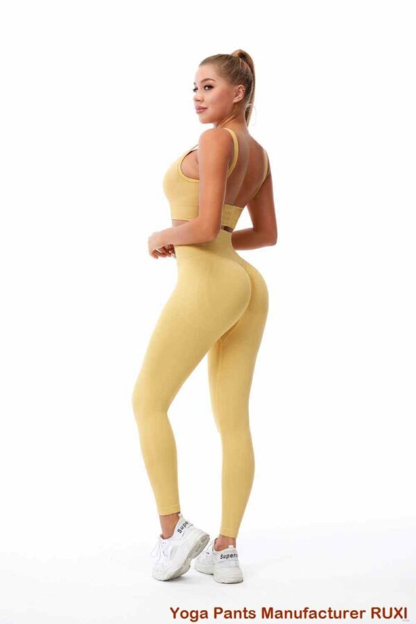 Tops perfeitos para combinar com calças de ioga RUXI