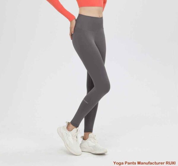 Conjunto de top curto e leggings de ginástica sem costura